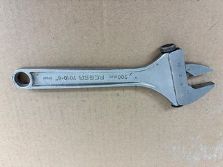 Llave inglesa Acesa 200mm 8 7010