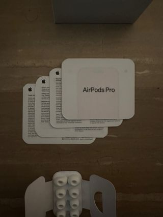 Apple AirPods Pro 3 con custodia di ricarica