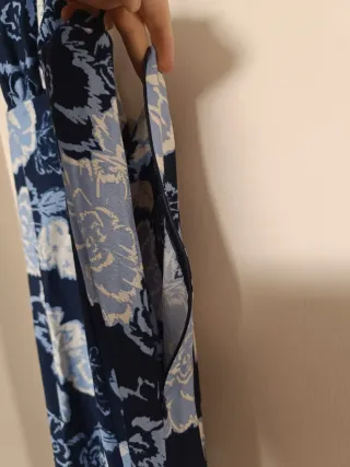 Vestido midi halter estampado floral Zara talla S