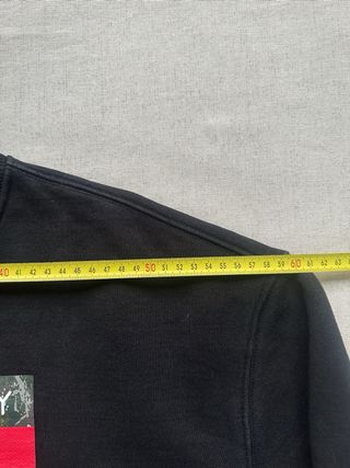 Sudadera Tommy Jeans Negra Logo Bandera