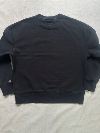 Sudadera Tommy Jeans Negra Logo Bandera