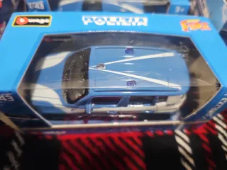 Lote 8 coches policía escala Burago