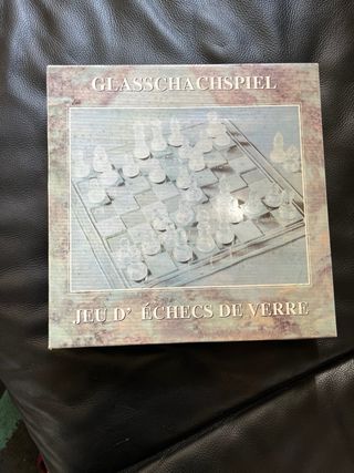 Scacchiera in Vetro con Pedine