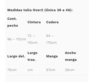 Chaqueta de punto roja con volantes.