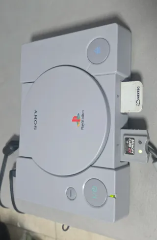 PlayStation 1 PS1 con Resident Evil Director's Cut
