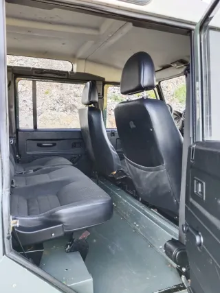 Land Rover Defender TD4