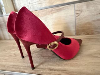 Scarpe décolleté Bigtree rosse veluto n.37