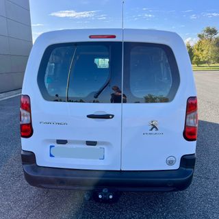 Peugeot Partner 19000km versión larga