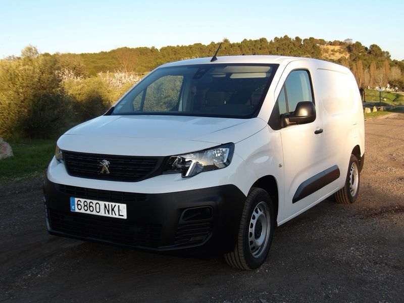 Peugeot Partner Larga 22.000 km ideal microcamper - foto 1