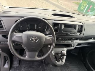 Toyota Proace 2023
