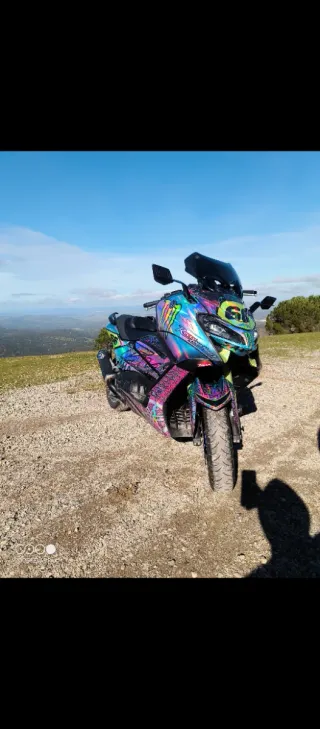 Yamaha Tmax 560 2024 Maxi Scooter