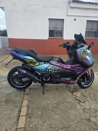 Yamaha Tmax 560 2024 Maxi Scooter