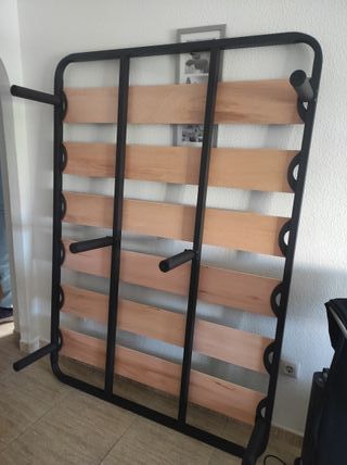 Somier de cama metálico con lamas de madera
