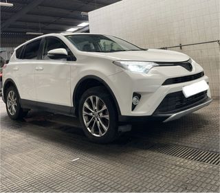 Toyota RAV4 2017