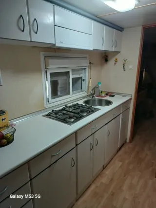 Módulo móvil 3 dormitorios, cocina, salón 8 plazas