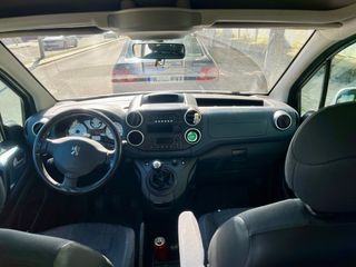 Peugeot Partner 2011