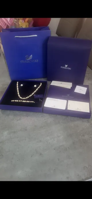 Conjunto Swarovski Collar Pulsera y pendiente