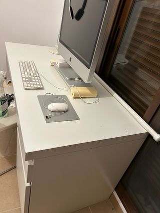 Escritorio Ikea de madera