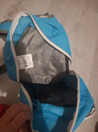 Mochila Quechua 10L Azul y Gris