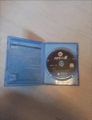 Gafas VR Sony + 3 Juegos PS4 (2 gratis)