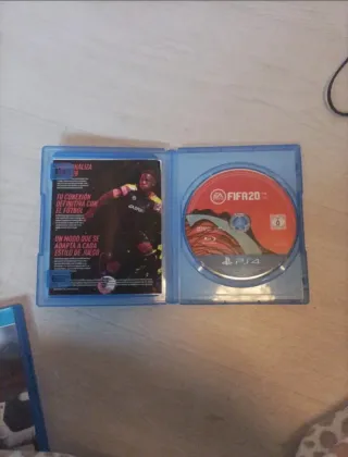 Gafas VR Sony + 3 Juegos PS4 (2 gratis)