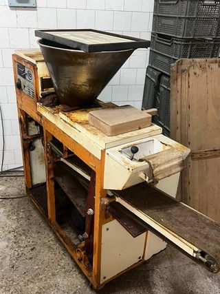 Divisora de pan industrial