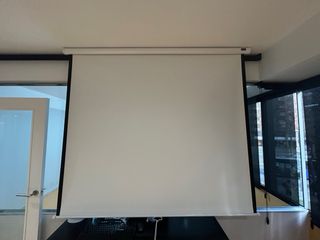 Proyector Epson EH-TW5300 + pantalla Celexon