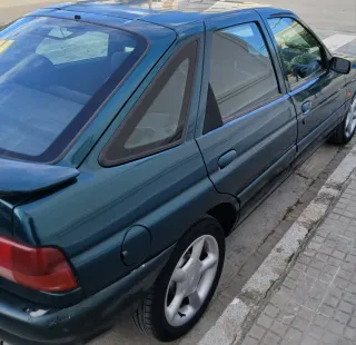 Ford Escort 1998