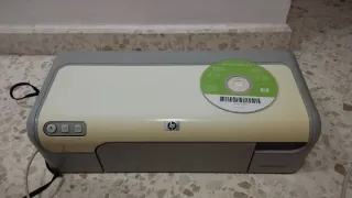 Impresora HP D2360 + 2 cartuchos + 1 sin abrir