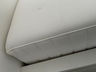 Cama Blanca incluso cajones y colchon y topper