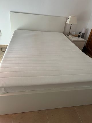Cama Blanca incluso cajones y colchon y topper