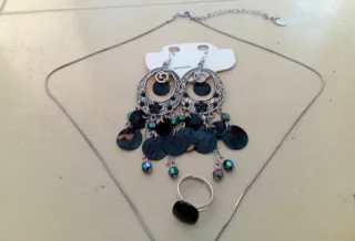 Conjunto collar corazón, anillo y pendientes NUEVO