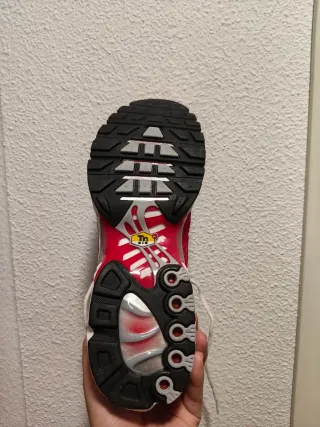 T40,5 Nike Air Max Plus Rojas