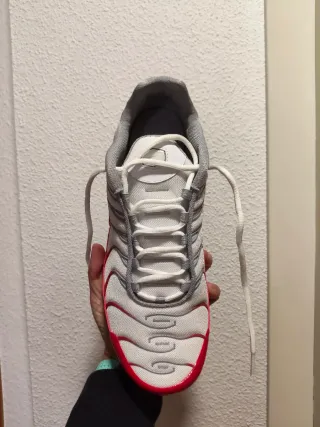 T41 Nike Air Max Plus Rojas