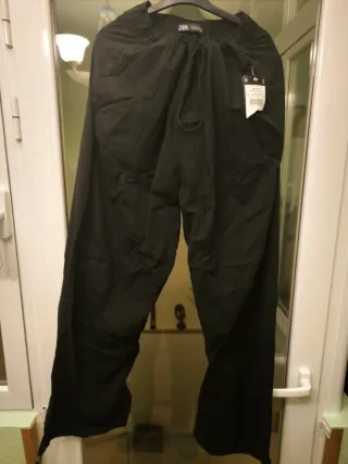 Pantalón Zara Negro Talla L