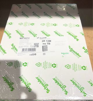 Caja Eléctrica Schneider 12 Elementos