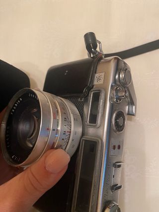 Cámara Vintage Yashica Negra