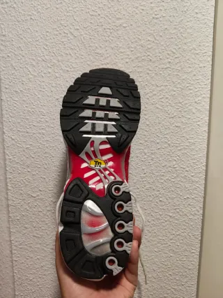 T42,5 Nike Air Max Plus Rojas