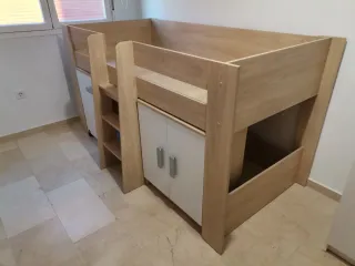 Cama juvenil madera y blanco