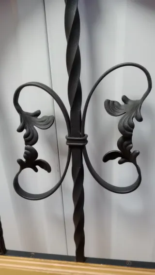 Cabeceros de pino con detalles