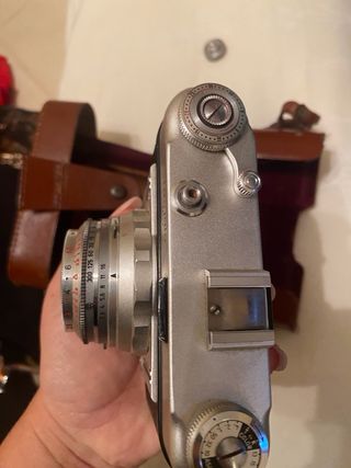 Cámara Regula IIIA vintage funda cuero
