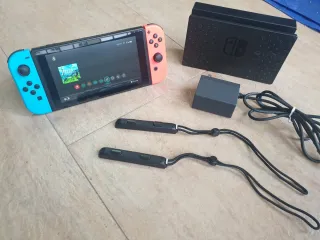 Nintendo Switch V2 + Dock Exclusivo Japón