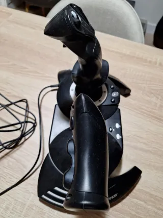 Joystick Thrustmaster T.Flight Hotas One XBOX / PC