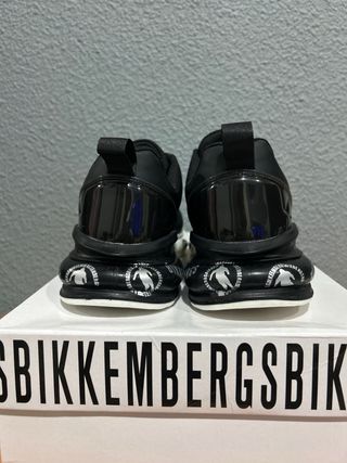 Zapatillas Bikkembergs Negras y Blancas Nuevas