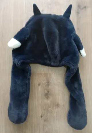 Gorro Peludo Monstro com Orelhas
