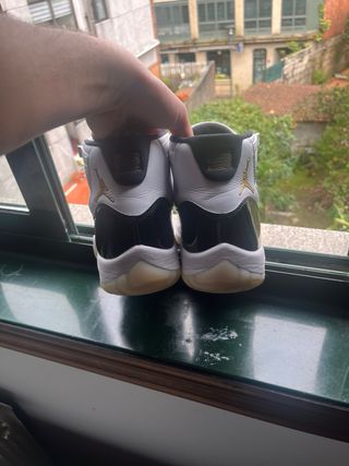 Jordan 11 Gratitude