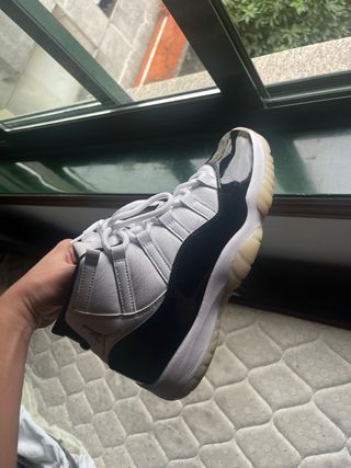 Jordan 11 Gratitude