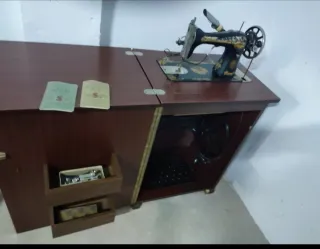 Máquina de Coser Singer Antigua