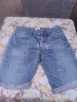 Bermudas Levi's 501 Azules Desgastadas