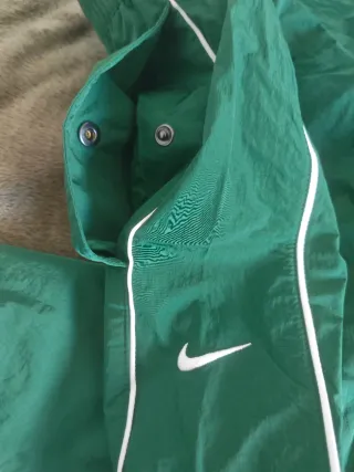 Pantalones deportivos Nike verdes mujer